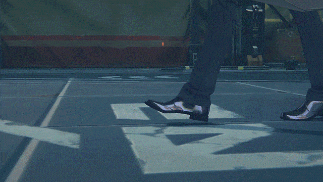 入場アニメーション［ヒューゴ・「無冠のレベリオン」］